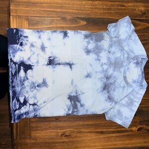 lululemon athletica Blue and White Tie-Dye Tank Top